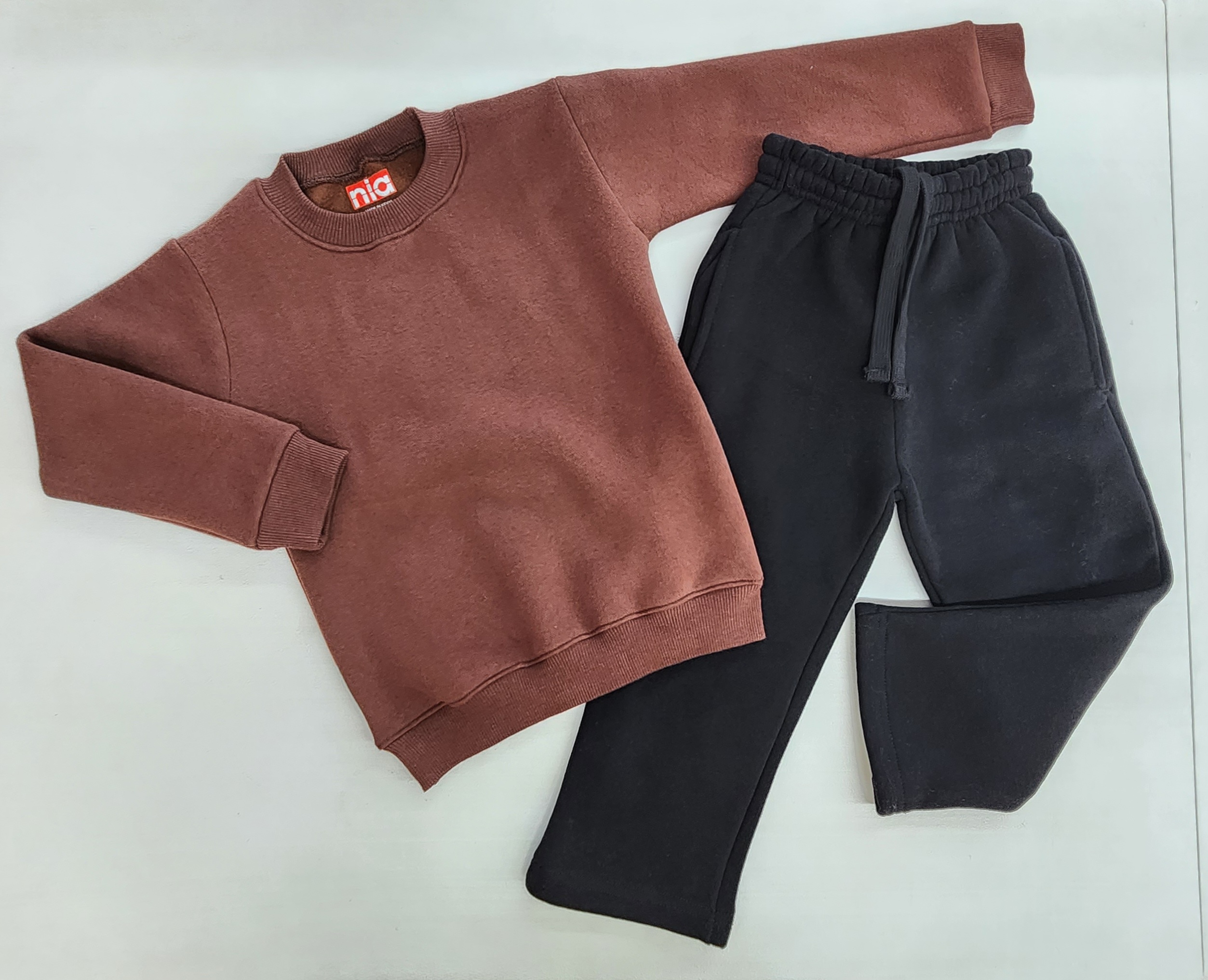 Color Block Sweatshirt & Jogger Set | Two-Piece Casual Tracksuit