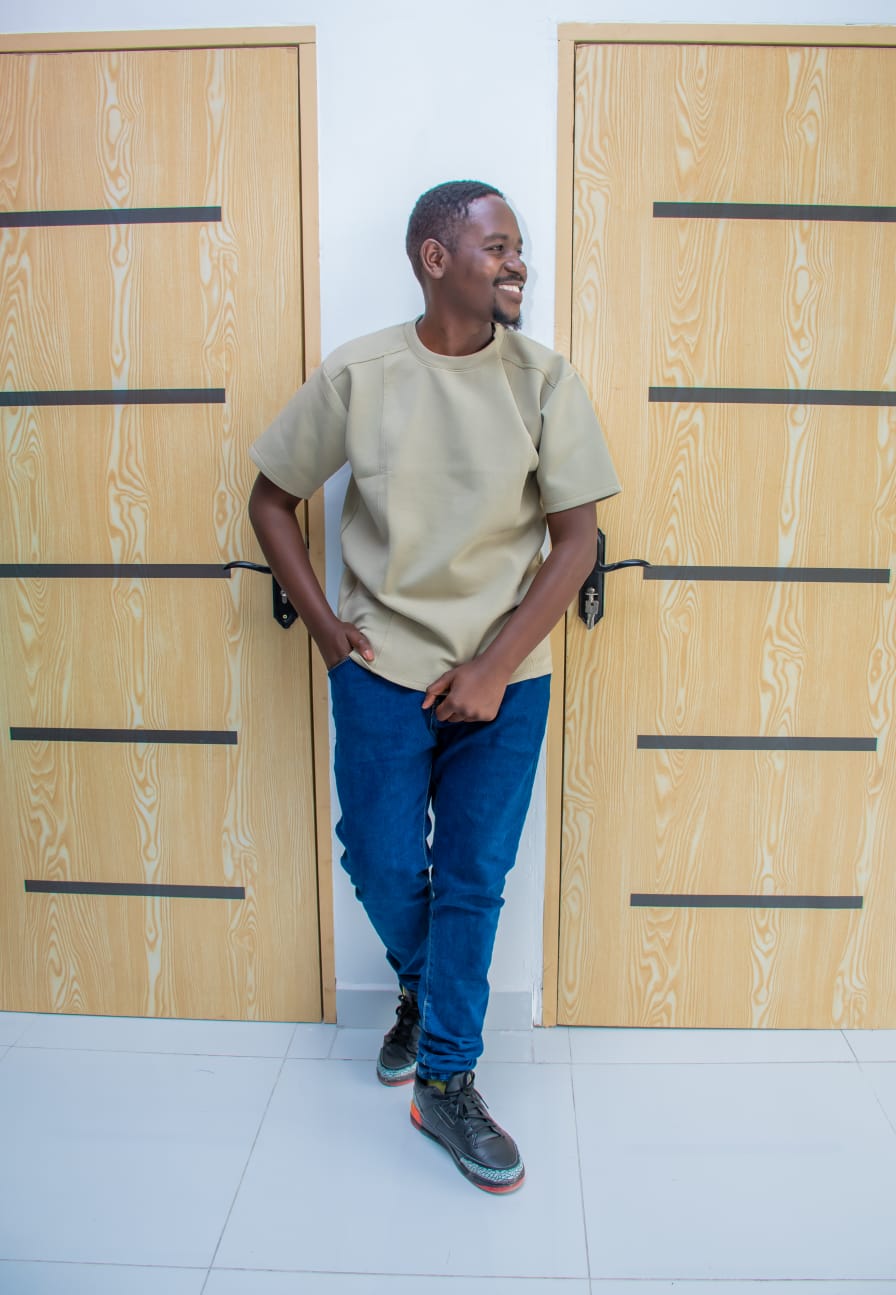 Custom Premium Oversized T-Shirt Kenya | Personalized Heavyweight Cotton Tee - Image 10