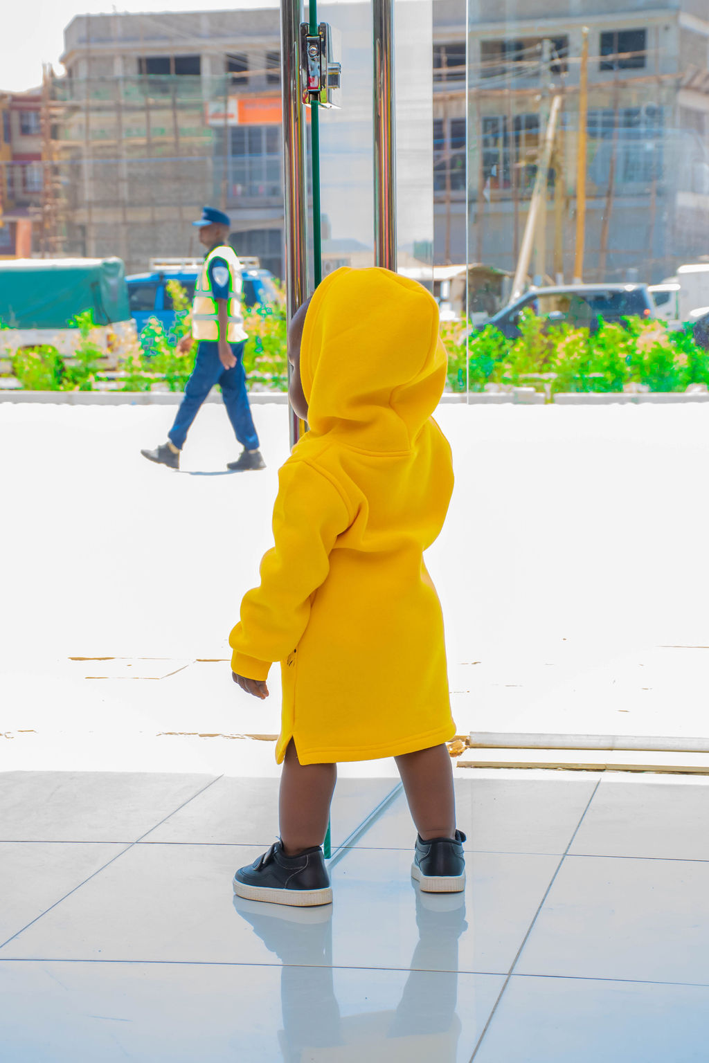 Kids Yellow Kenya Flag Graphic Hooded Sweatshirt Dress - Image 4